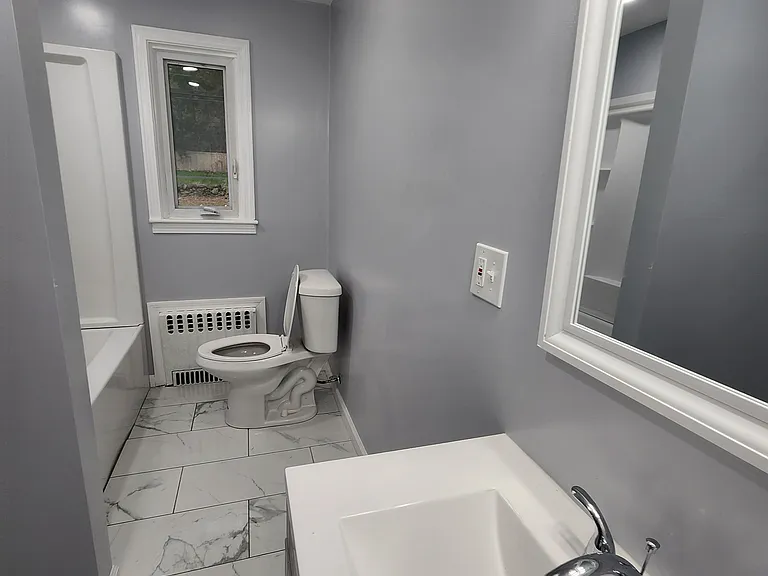 1751 S Main St — Photo 26