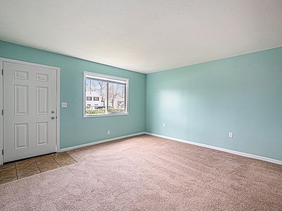 4th image of 4011 Bel Air Dr