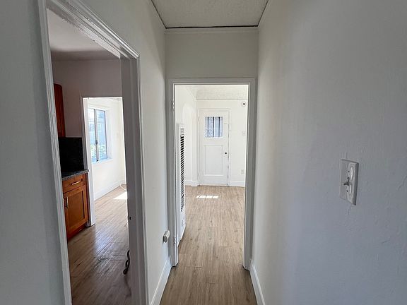 4th image of 6368 Arbutus Ave #6368