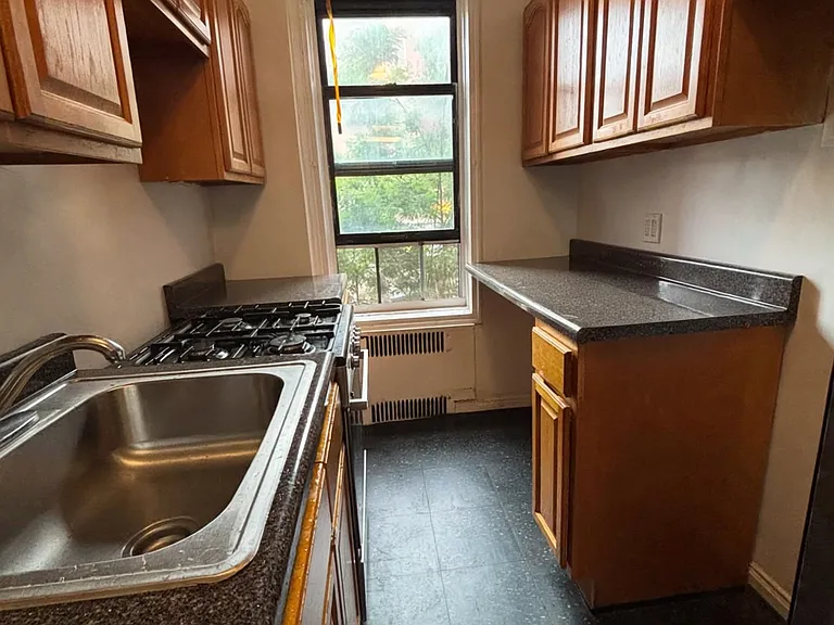 455 Schenectady Ave #1O — Photo 4