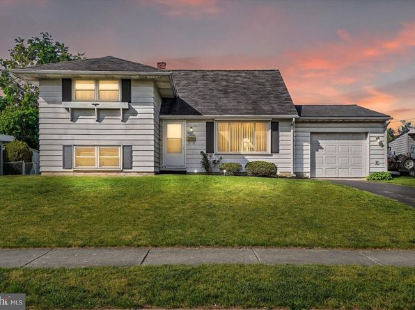 1516 Devers Rd, York, PA 17404