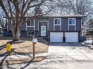 13955 Drexel Cir, Omaha, NE 68137