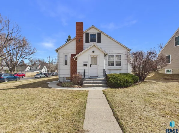 1200 S Hawthorne Ave, Sioux Falls, SD 57105