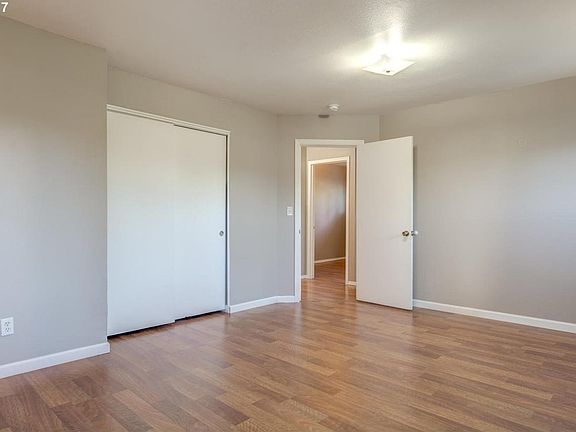 3rd image of 2210 General Anderson Ave
