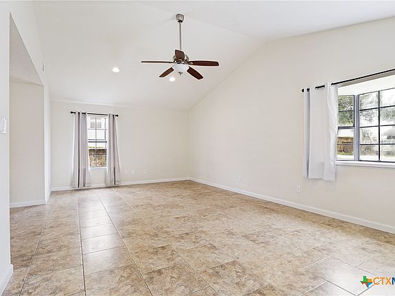3rd image of 603 Oak Park Dr