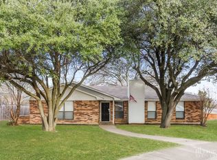 1133 Harvest Hill Cir, Desoto, TX 75115
