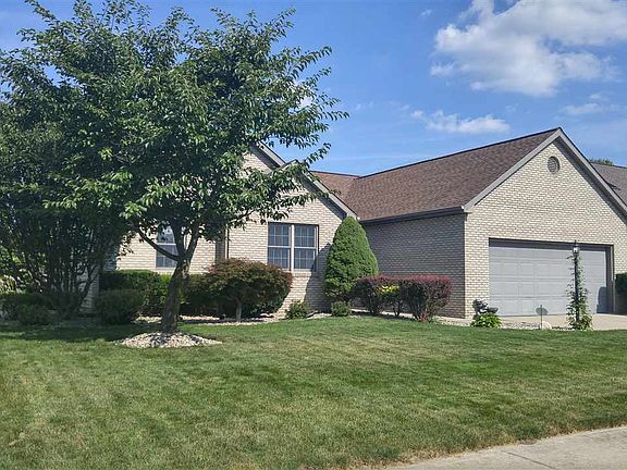 2nd image of 1740 Wildwood Ct