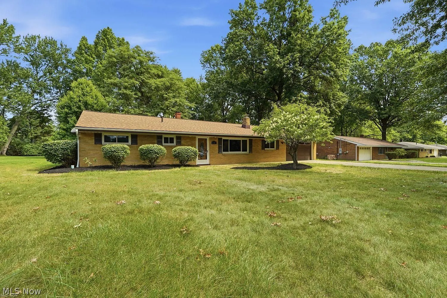 4 bed, 2.5 bath, 1542 sqft, $2,500 — Photo 2