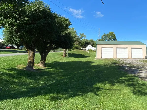 856 W Cumberland Ave, Jamestown, KY 42629