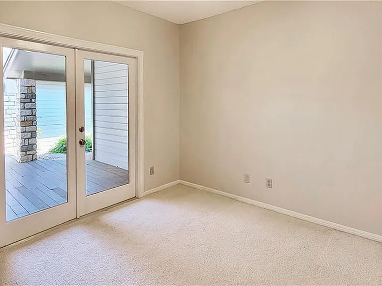 8900 Mariscal Canyon Dr — Photo 18