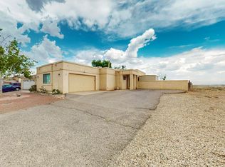 1652 Plum Rd NE, Rio Rancho, NM 87144