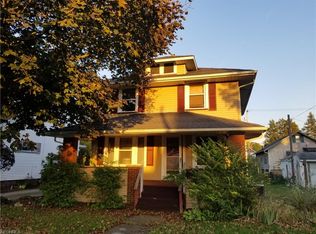922 11th St NE, Massillon, OH