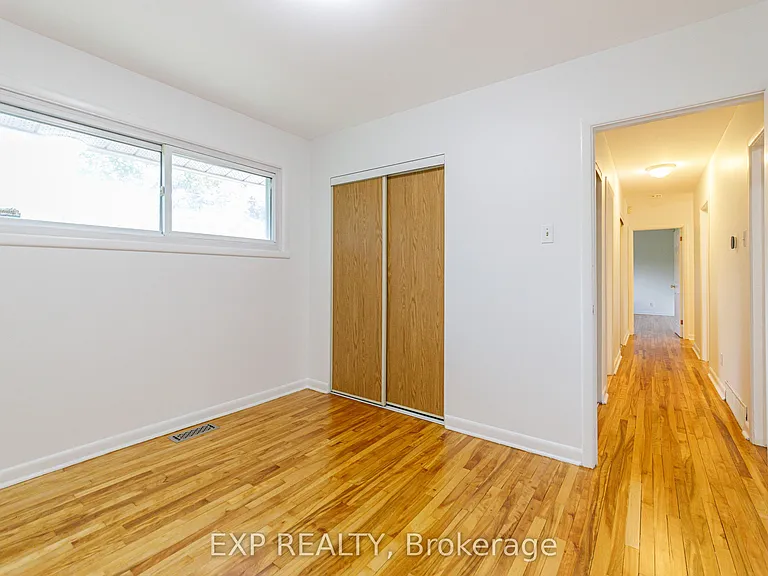 2097 Kingsley Rd — Photo 16