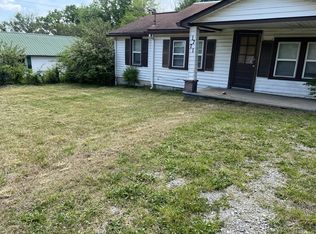 1771 Old Columbia Rd, Burns, TN 37055