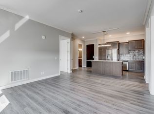 5605 36th St W UNIT 405, Minneapolis, MN 55416