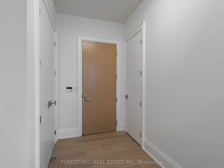 39 Queens Quay E #313 — Photo 18