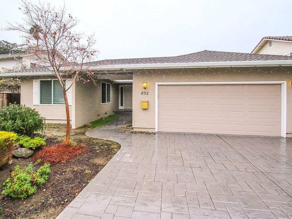 1st image of 892 Constitution Dr