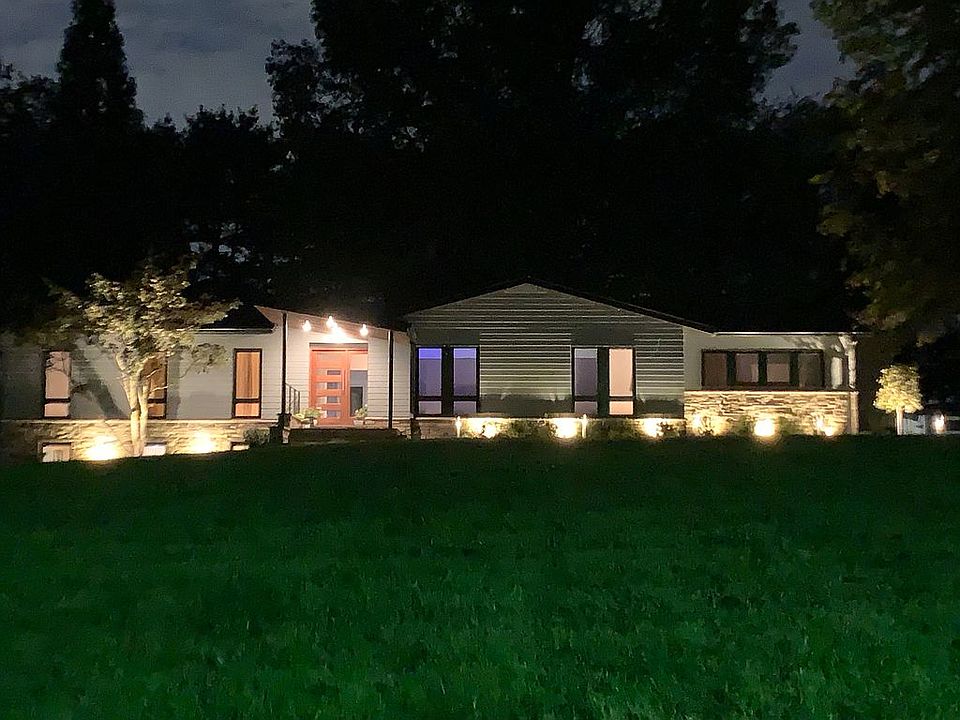 2nd image of 23 Barthel Ct