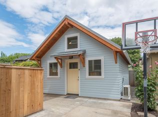 2734 NE 36th Ave UNIT B, Portland, OR 97212