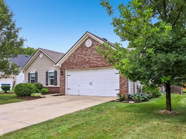 4086 S Turning Leaf Ct, New Palestine, IN 46163