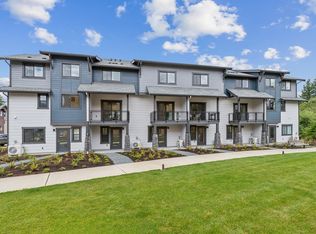 1178 Shoreline Way SE, North Bend, WA 98045