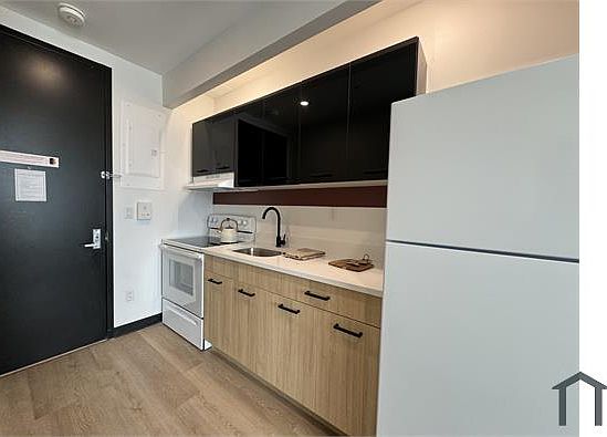 2081 Anthony Ave #8D, Bronx, NY 10457 | Zillow