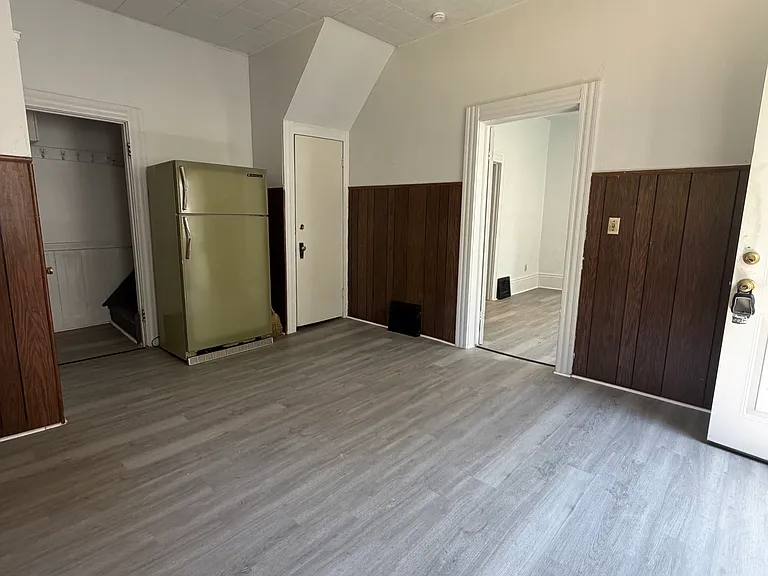 7009 Hecker Ave — Photo 21
