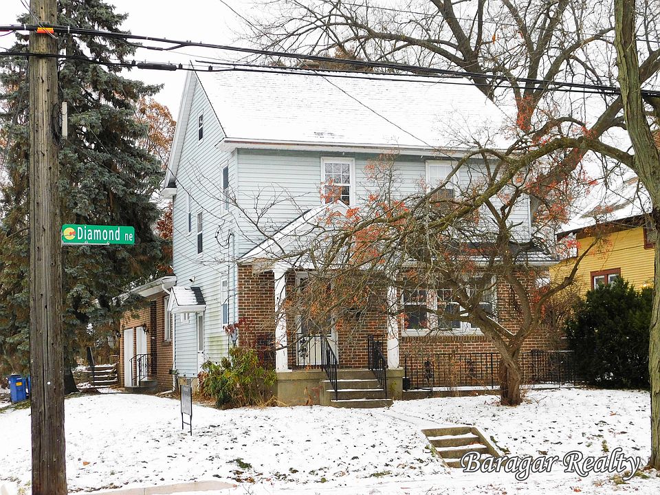 1st image of 842 Diamond Ave NE