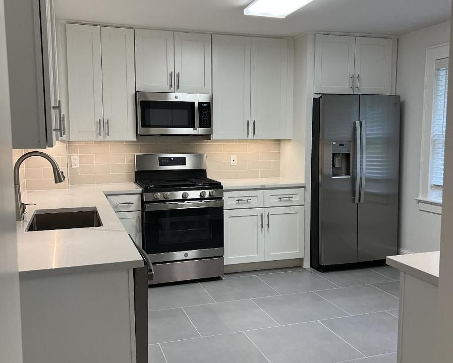 45 Bible - Kitchen 1