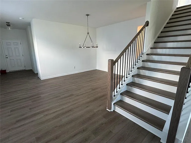30 Everly Way — Photo 6