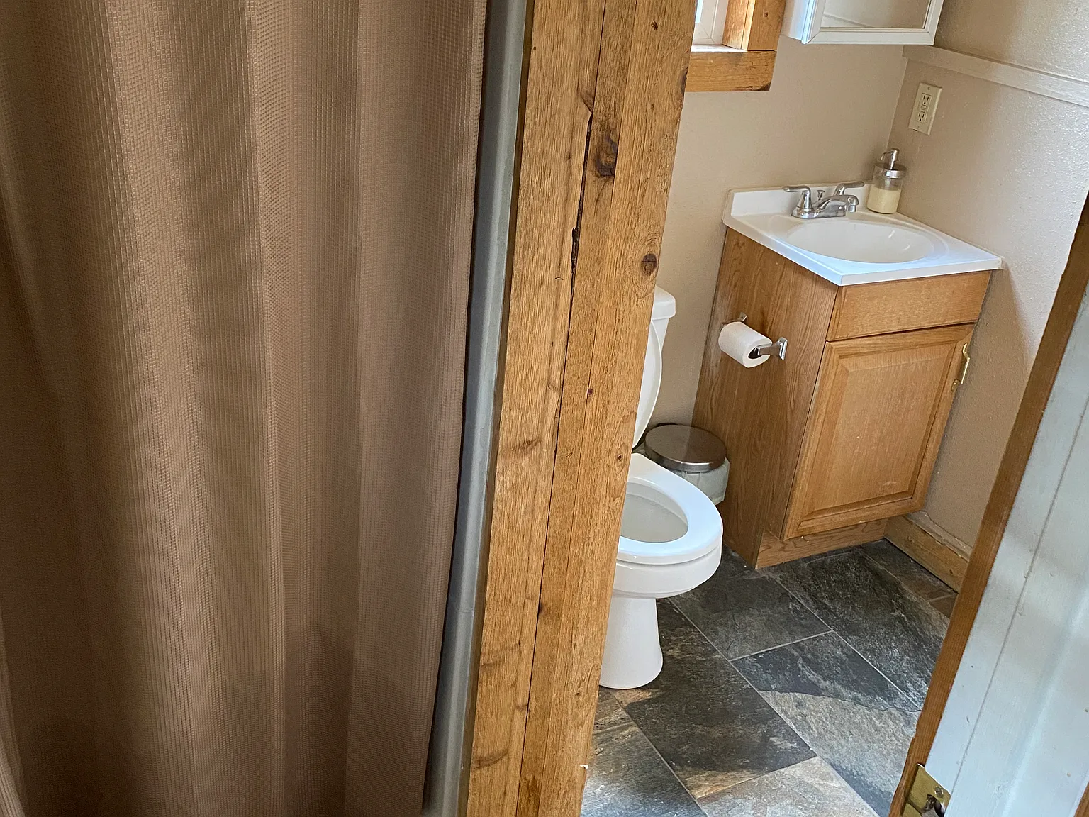 Studio, 200 sqft, $770 — Photo 3