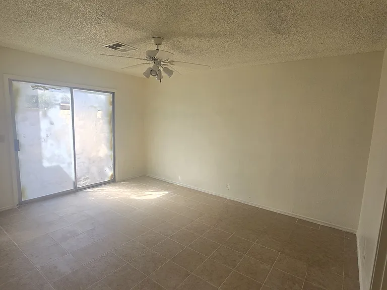 4049 W Camino Del Rio — Photo 15
