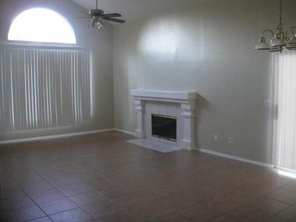 2nd image of 1510 Thomas Dr