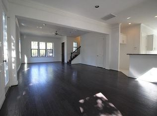 2115 Reinerman St, Houston, TX 77007