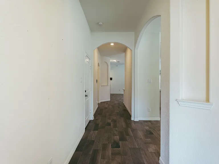 816 Blackhawk Dr — Photo 19