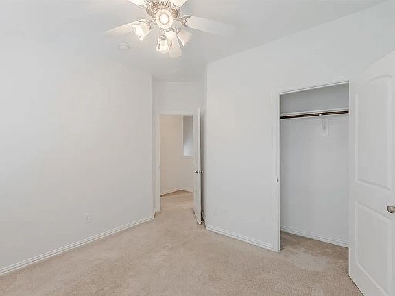 3rd image of 1428 Chase Ln