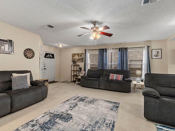 4th image of 8746 Park Olympia