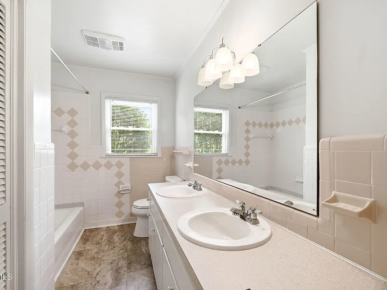 808 Chippendale Rd — Photo 21