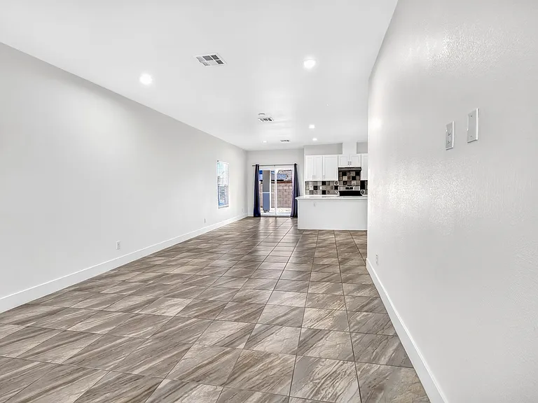 4078 Welter Ave — Photo 5