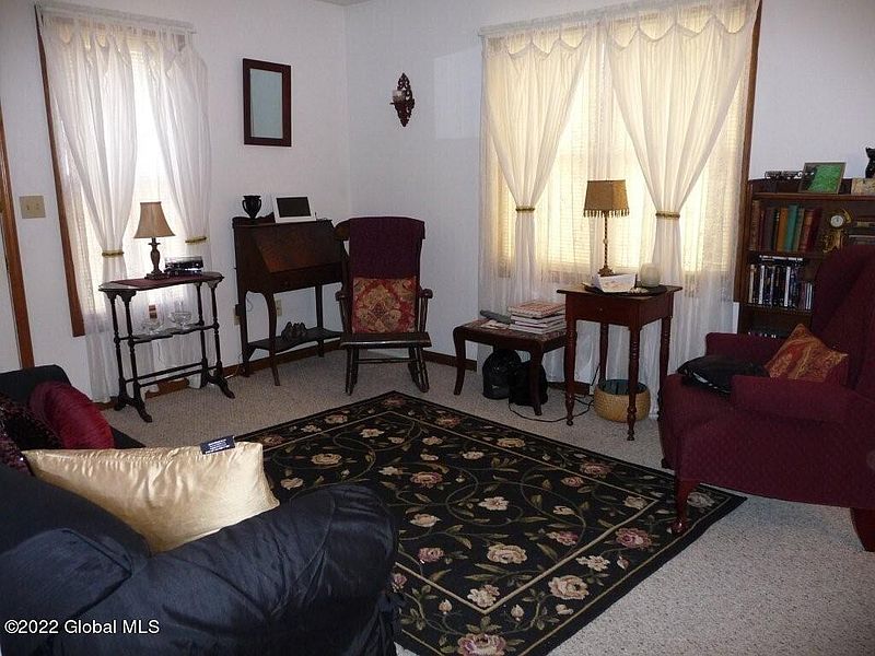2nd image of 460 Washington Avenue