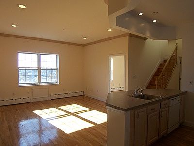 3rd image of 55 Skillman Ave APT 5F