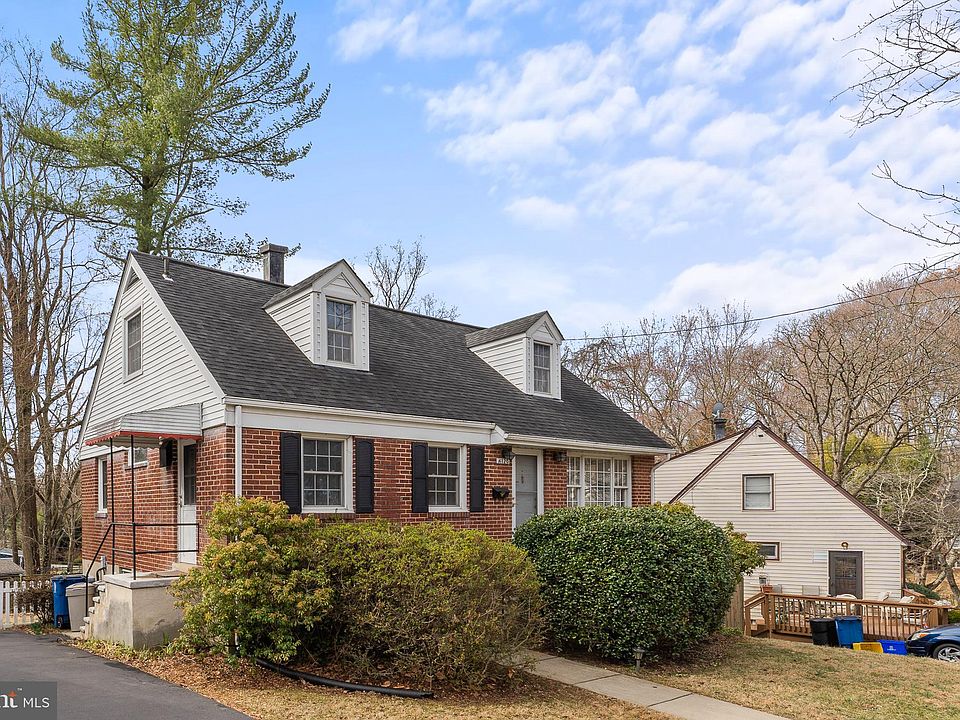 2nd image of 4120 Mitscher Ct