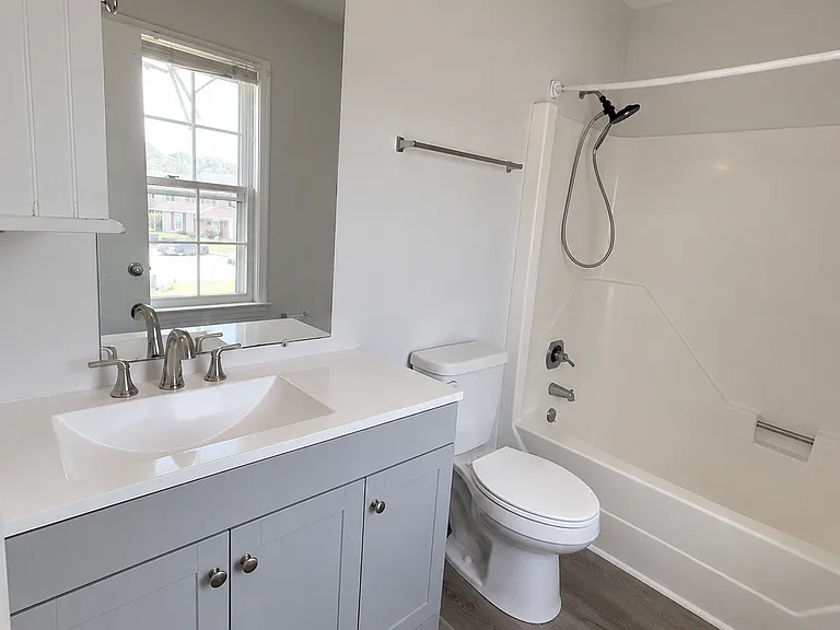 116 Palace Cir — Photo 7