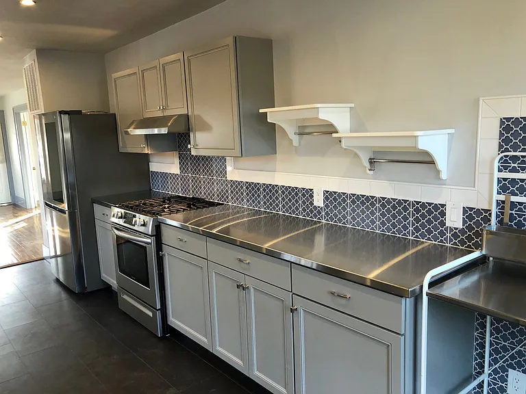 840 Hill Ave — Photo 8