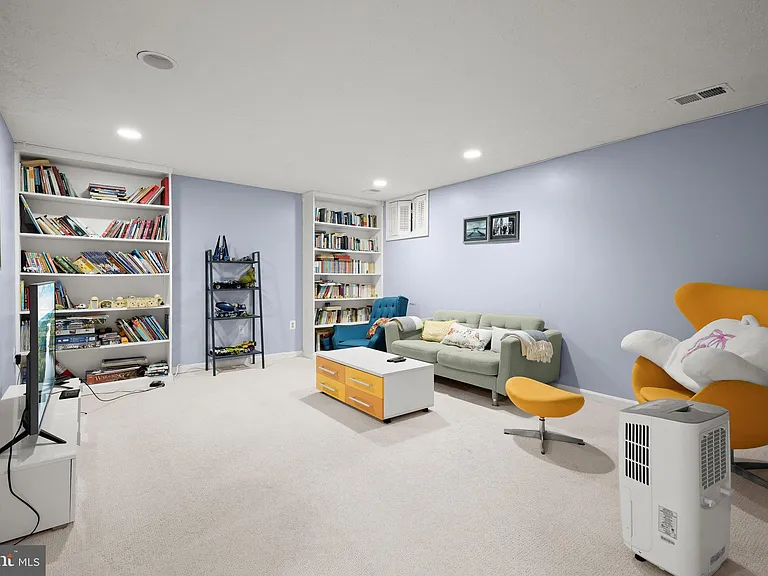 12121 Gatewater Dr — Photo 31
