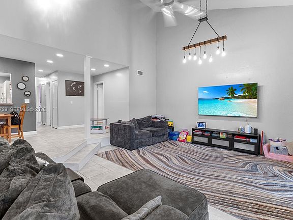 3rd image of 4169 S Pine Island Rd