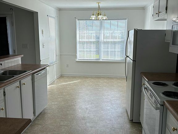 5th image of 1844 Beaver Creek Ln