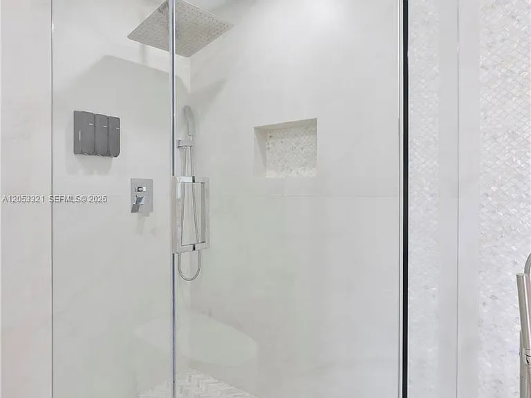 3261 Seaward Dr — Photo 25