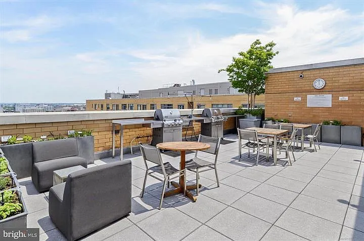 475 K St NW #1022 — Photo 27