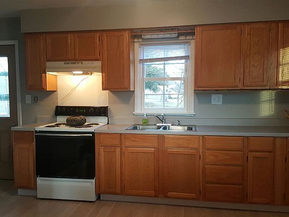 2nd image of 13 Gibbons St